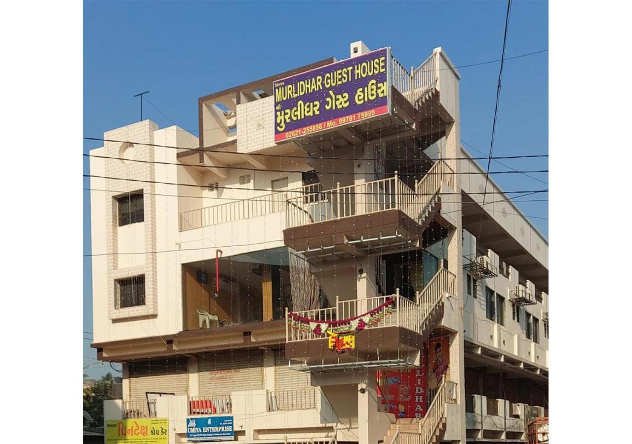 Shree Murlidhar Guest House สุรัต ภายนอก รูปภาพ